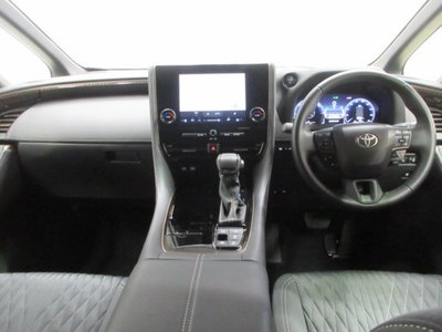 TOYOTA ALPHARD - 6