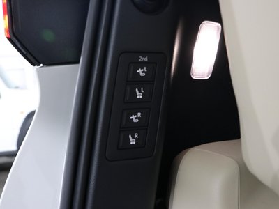 TOYOTA ALPHARD - 10