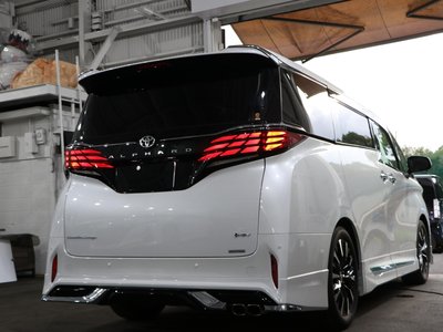 TOYOTA ALPHARD - 5