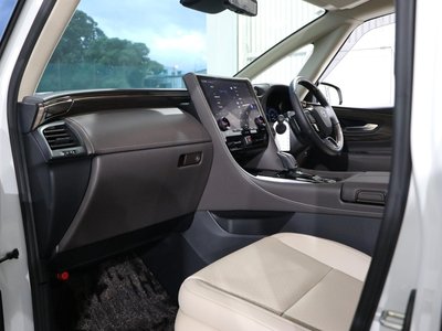 2025 Toyota ALPHARD — миниатюра 16