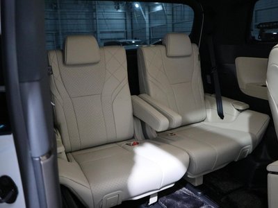 2025 Toyota ALPHARD — миниатюра 27
