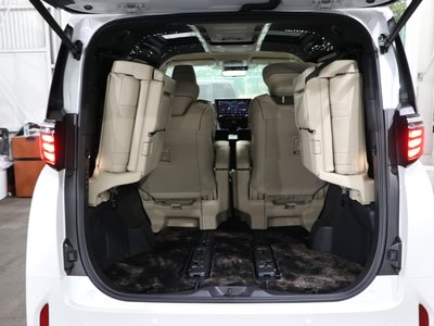 TOYOTA ALPHARD - 8