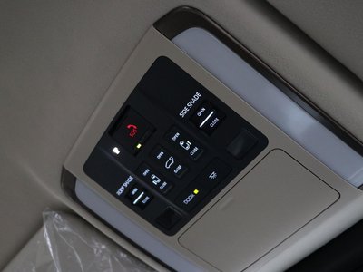 2025 Toyota ALPHARD — миниатюра 36