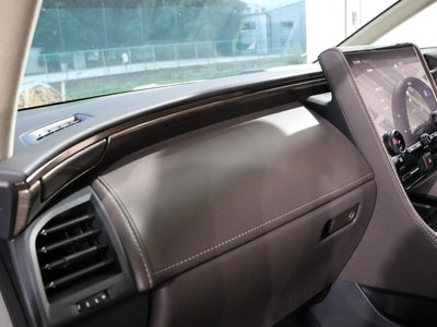 2025 Toyota ALPHARD — миниатюра 42