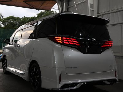 TOYOTA ALPHARD - 6