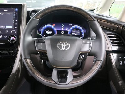2025 Toyota ALPHARD — миниатюра 31