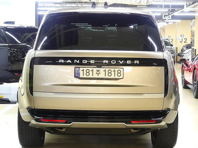 صورة 6 لـ 2024 LAND Rover RANGE ROVER