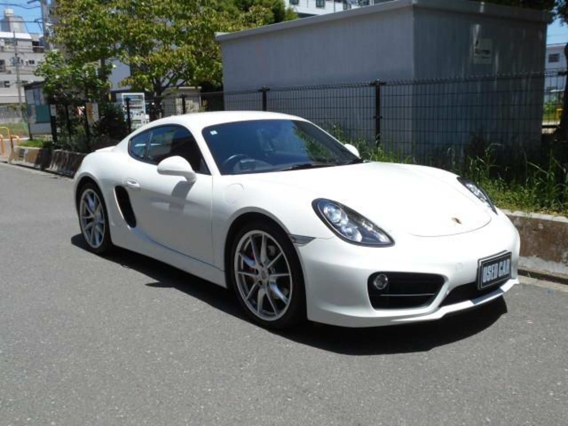 PORSCHE CAYMAN - View 1