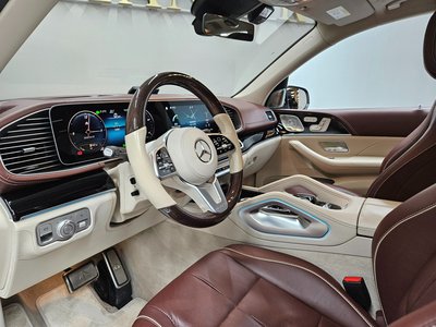 MERCEDES-BENZ GLS - 4