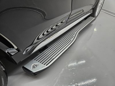 MERCEDES-BENZ GLS - 7