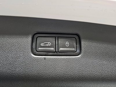 2022 Genesis GV70 — миниатюра 20