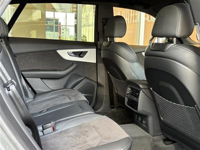 2019 AUDI Q8 photo 9