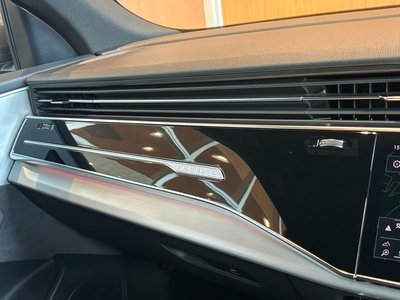 2019 AUDI Q8 thumbnail 46