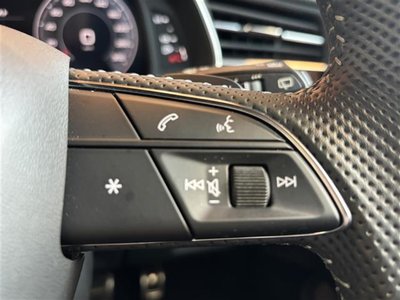2019 AUDI Q8 thumbnail 32