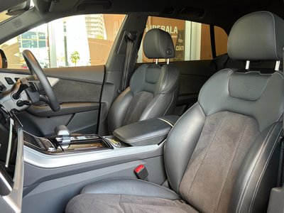 2019 AUDI Q8 thumbnail 54