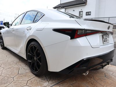 LEXUS IS - 5