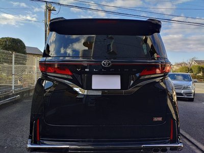 TOYOTA VELLFIRE - 3