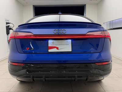 AUDI Q8 SPORTBACK E-TRON - 8