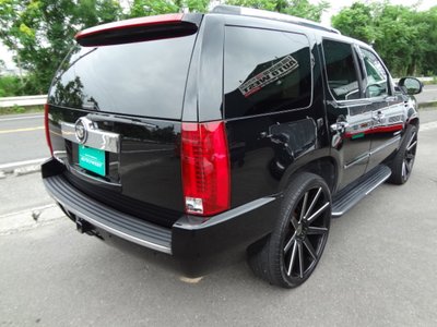 CADILLAC ESCALADE - 6