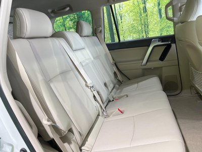 TOYOTA LAND CRUISER PRADO - 9