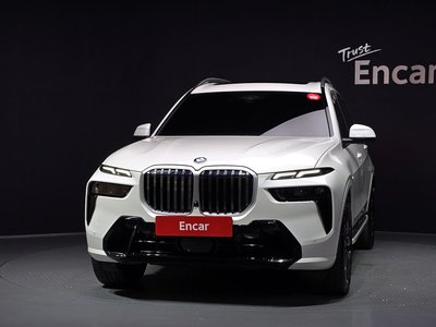 2024 BMW X7 — фото 2