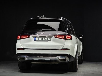 MERCEDES-BENZ GLS - 4