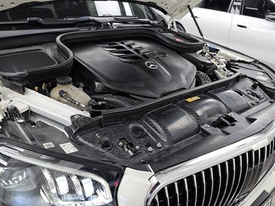 MERCEDES-BENZ GLS - 7