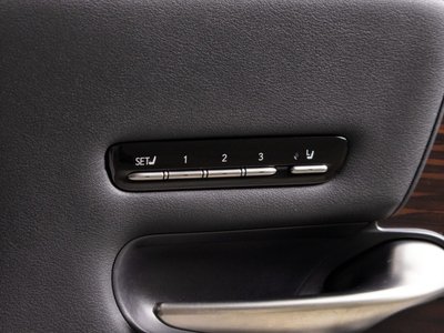 صورة مصغرة 43 لـ 2017 Lexus LS