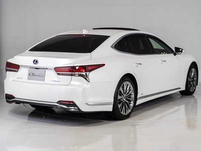 صورة مصغرة 22 لـ 2017 Lexus LS