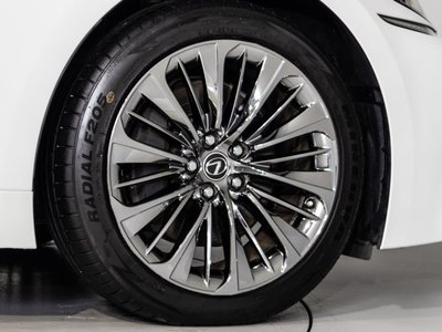 صورة مصغرة 7 لـ 2017 Lexus LS