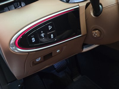 2023 Genesis GV70 thumbnail 16
