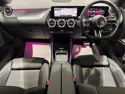 MERCEDES-BENZ GLA - 3