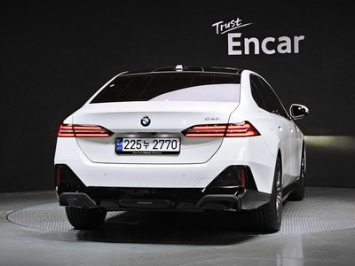 BMW 5 SERIES - 3