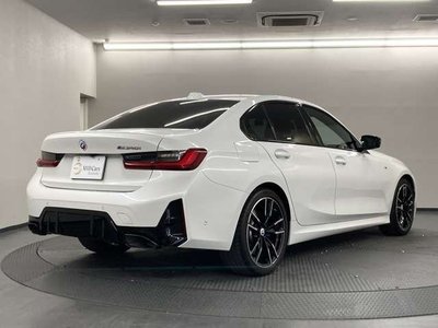 2023 BMW 3 SERIES — фото 2