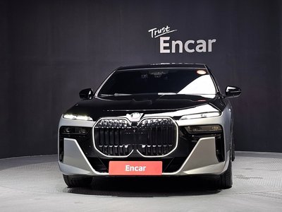 2022 BMW 7 SERIES 照片 2