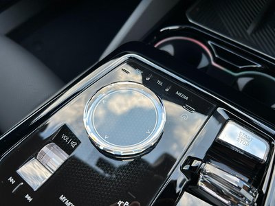 2024 BMW 5 SERIES 缩略图 57