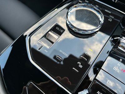 2024 BMW 5 SERIES 缩略图 58
