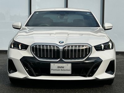 BMW 5 SERIES - 8