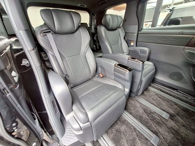 TOYOTA VELLFIRE - 10