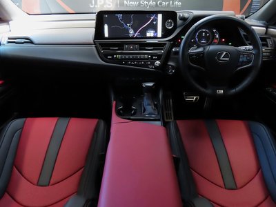 2025 Lexus ES 照片 3