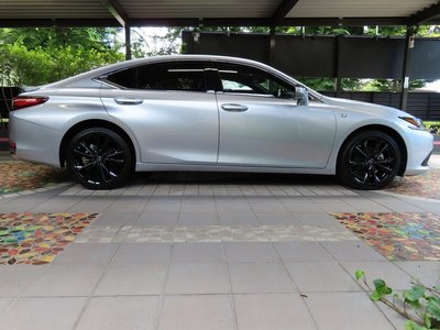2025 Lexus ES 照片 4
