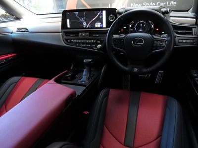 2025 Lexus ES — миниатюра 64