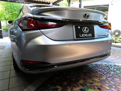 2025 Lexus ES 照片 6