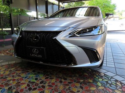 2025 Lexus ES — миниатюра 46