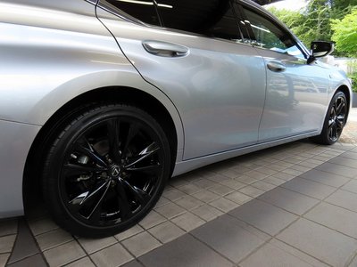 2025 Lexus ES — миниатюра 34