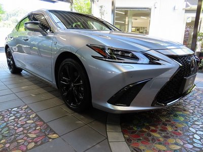 2025 Lexus ES — миниатюра 39