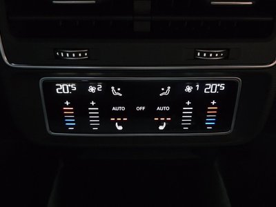 2022 AUDI Q8 thumbnail 22