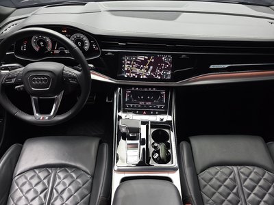 2022 AUDI Q8 photo 5