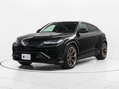 LAMBORGHINI URUS - 3