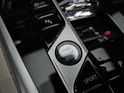 2025 BMW X6 — миниатюра 34